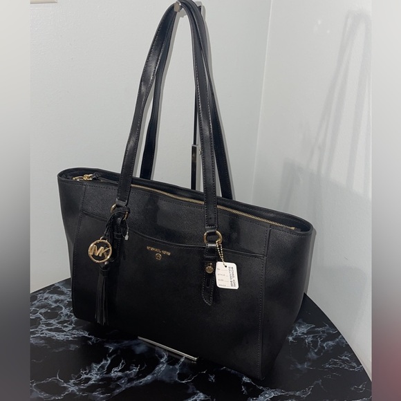 MICHAEL KORS Sullivan Large Leather Tote Bag Black AUTHENTIC NEW -Minor Damage